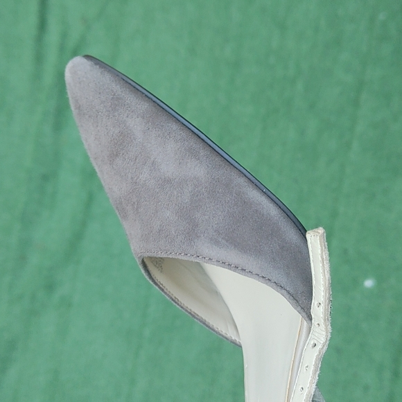 Suede pointed toe ankle strap 8 - Picture 14 of 14